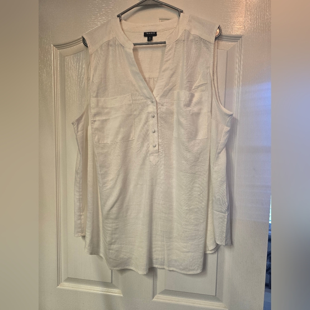 Harper sleeveless gauze blouse